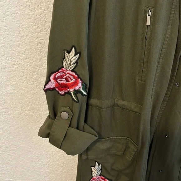 Jacket - Picture 4 of 7